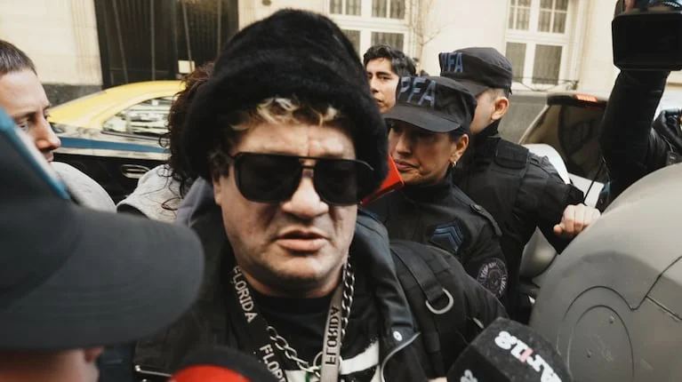 pity-alvarez-antes-de-participar-de-la-primera-audiencia-del-juicio-en-su-contra-foto-tn-DURYXLGGBBFMTEWPRAQ6V5F5EA